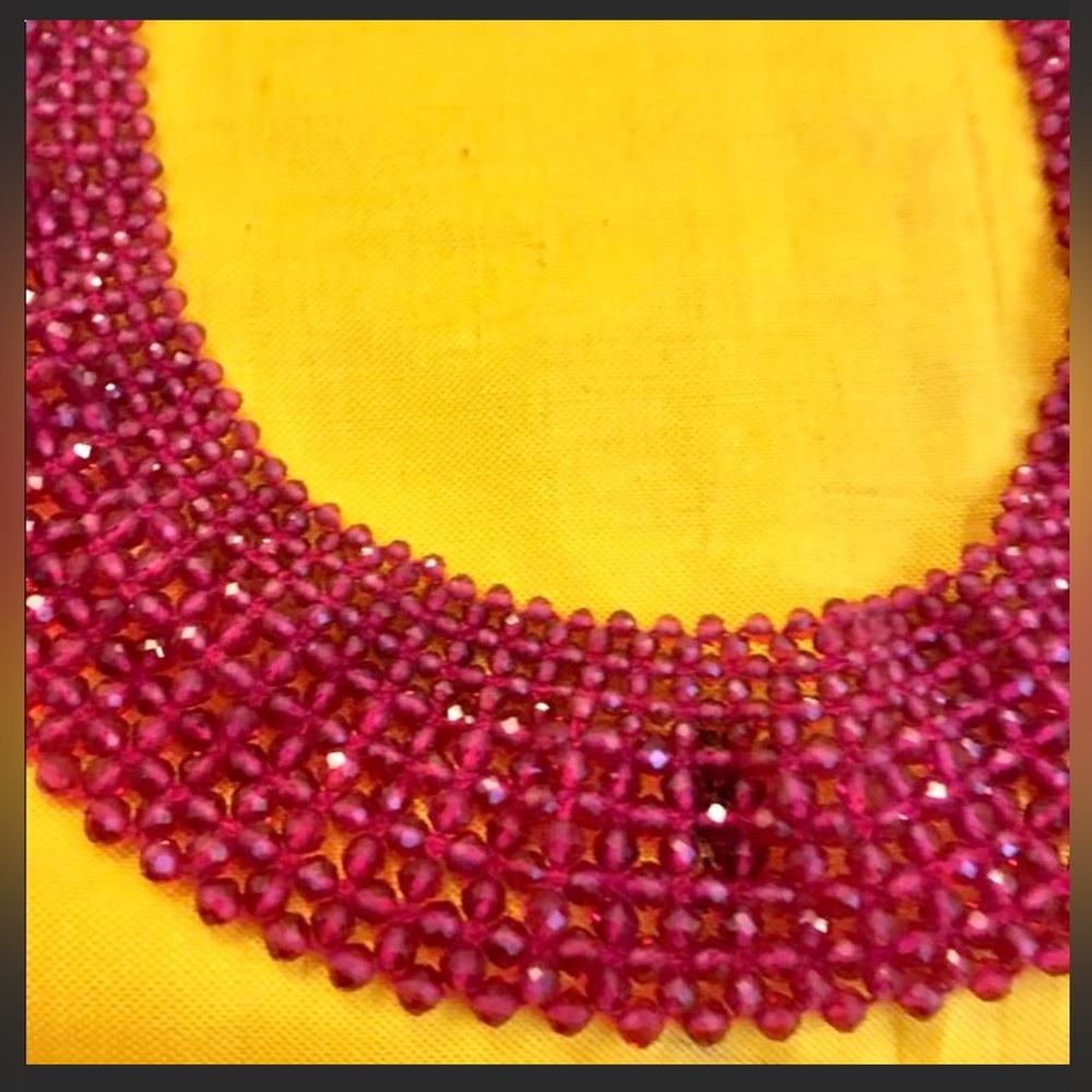 BRAND NEW!Stunning NeckPiece With Sparkling Maroon Red Stone in a symmetric band